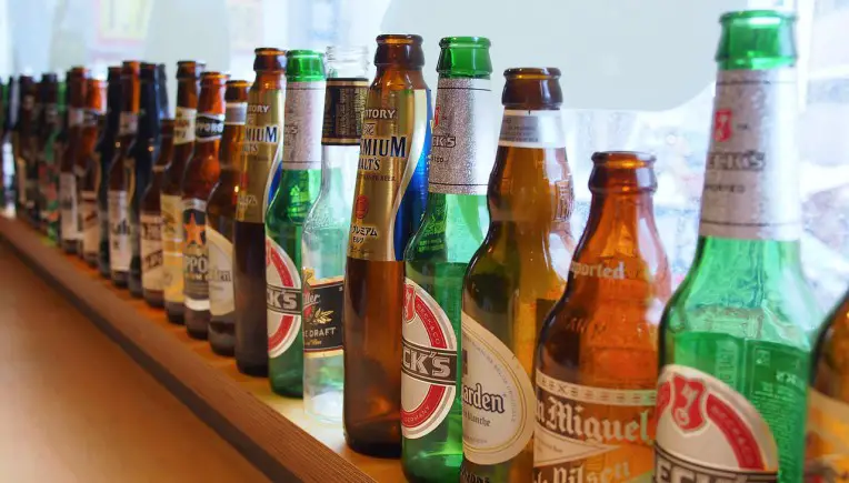 Kalorienbombe Alkohol: Bier & Co. als wahre Dickmacher