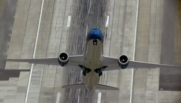 Boeing Dreamliner wird zum Senkrechtstarter