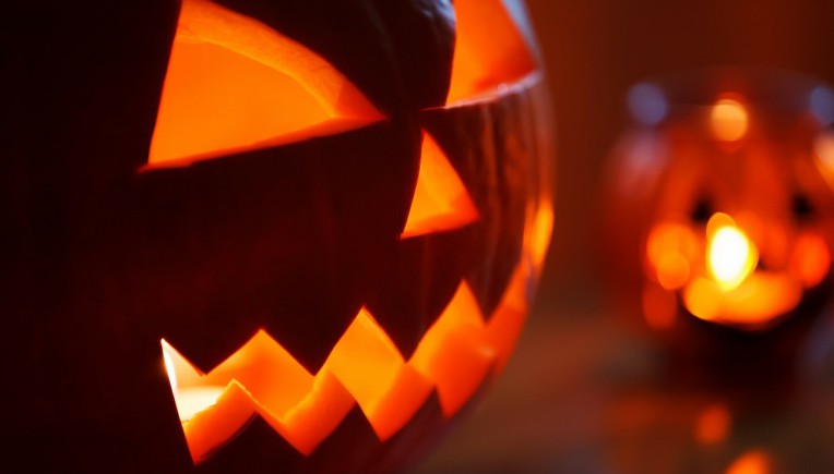 Grusel-Garantie: So gelingt der perfekte Halloween-Kürbis